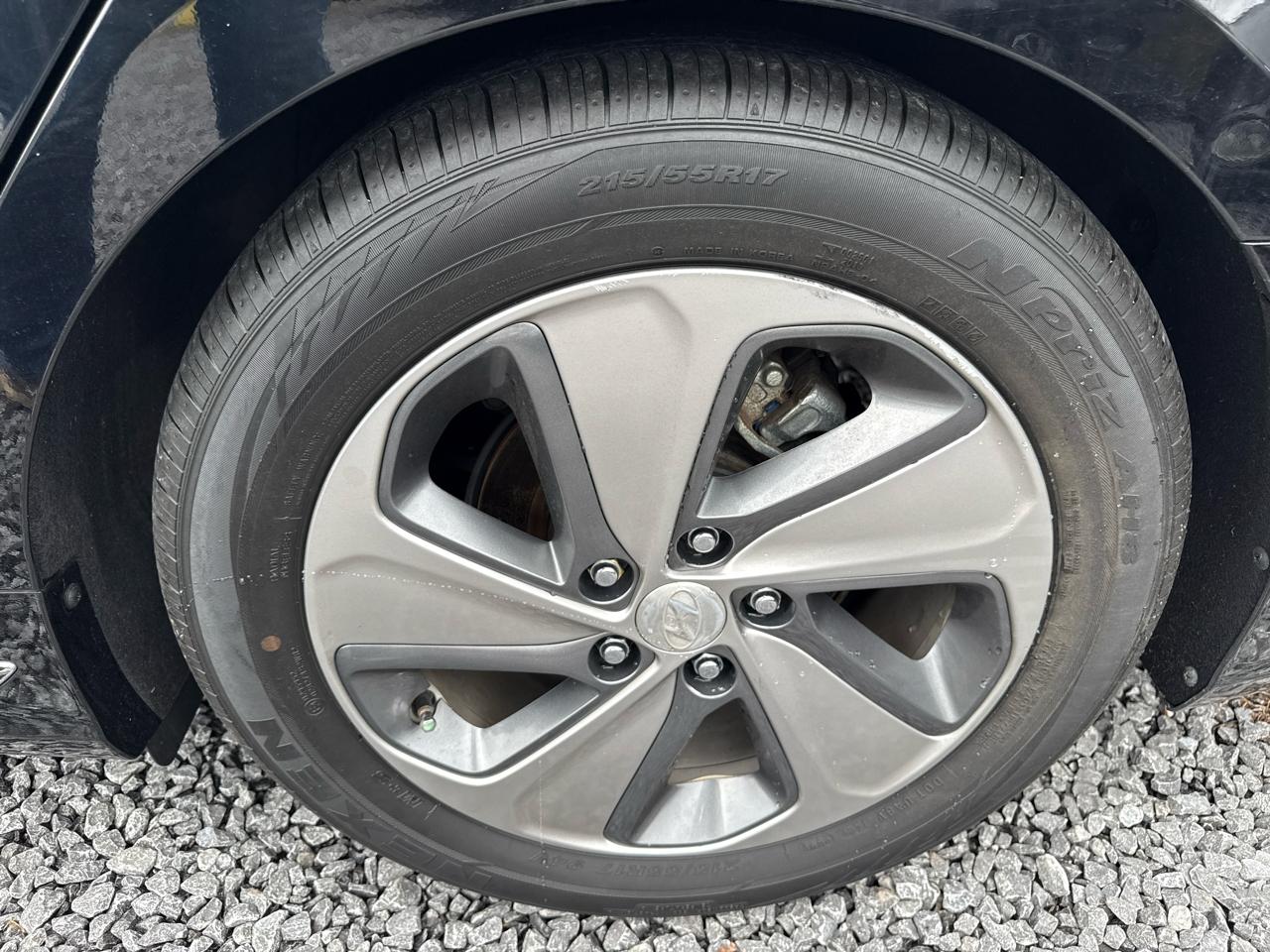 Hyundai Sonata Hybrid Limited 2.0L 2017