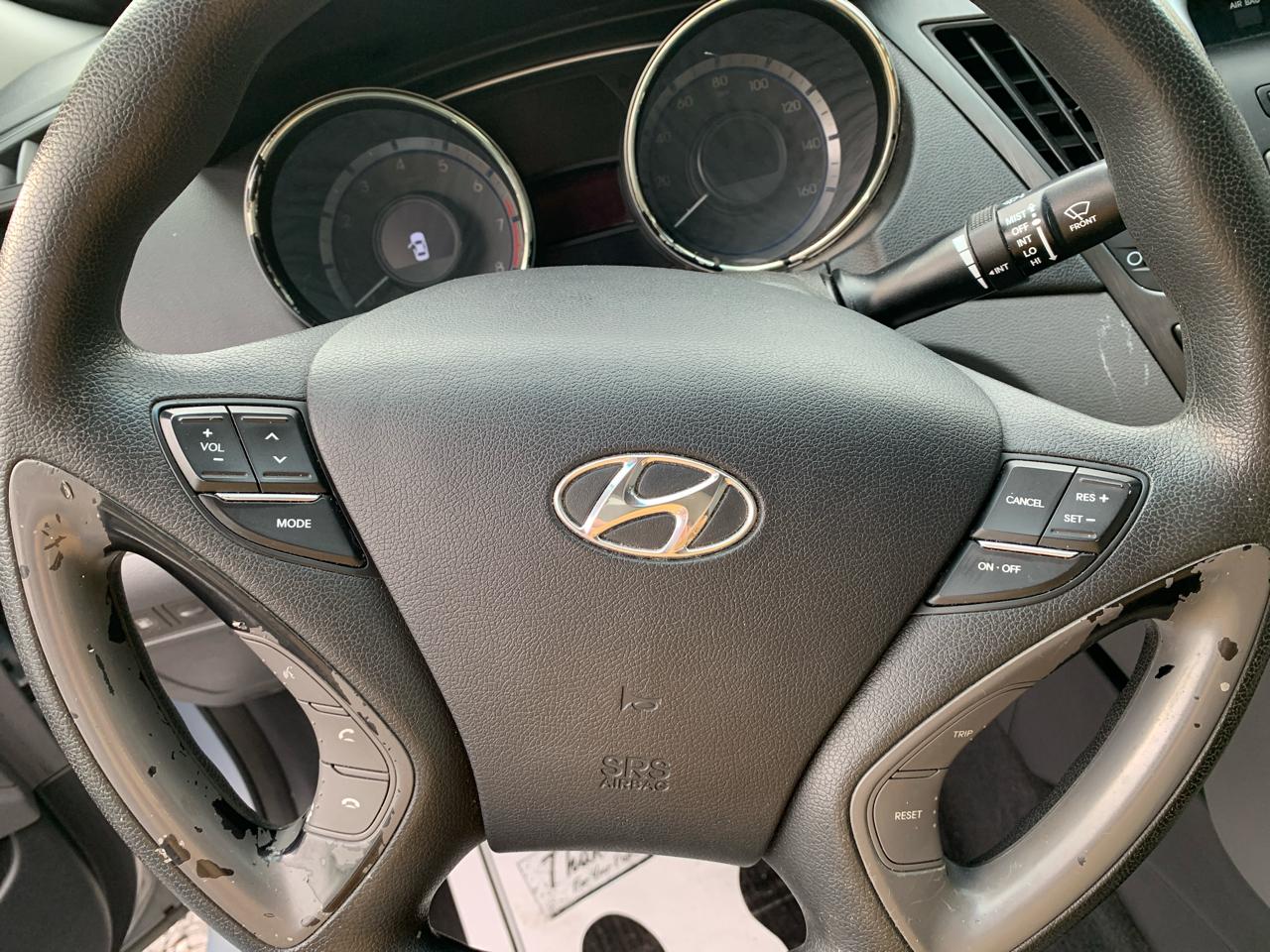 Hyundai Sonata 4dr Sdn 2.4L Auto GLS *Ltd Avail* 2013