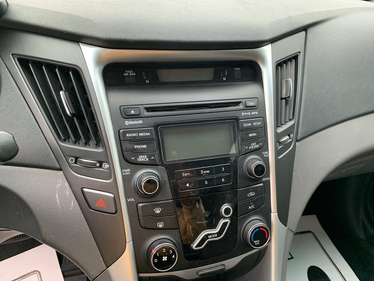 Hyundai Sonata 4dr Sdn 2.4L Auto GLS *Ltd Avail* 2013