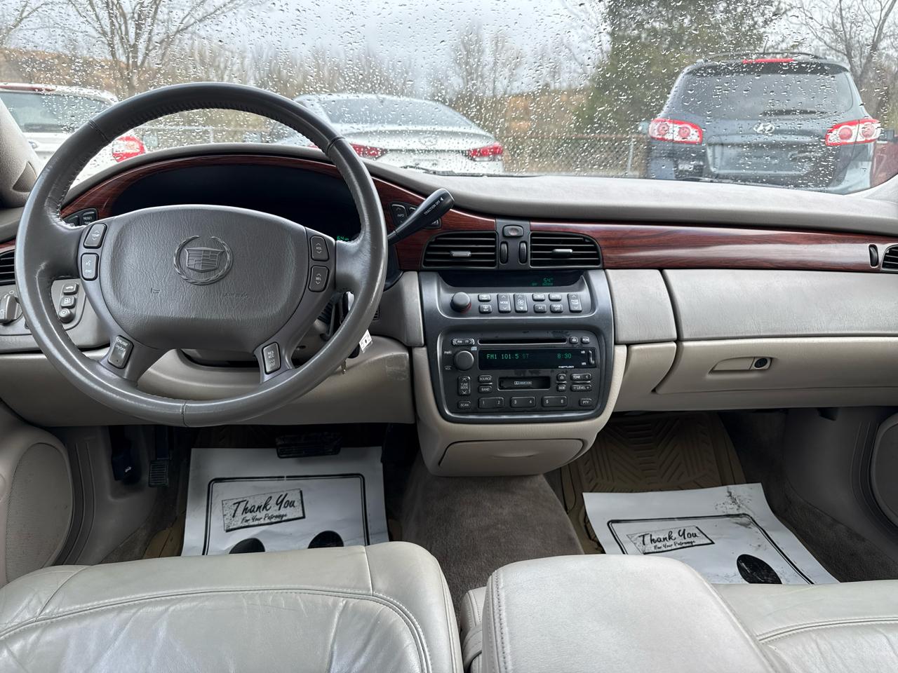 Cadillac DeVille 4dr Sdn 2002