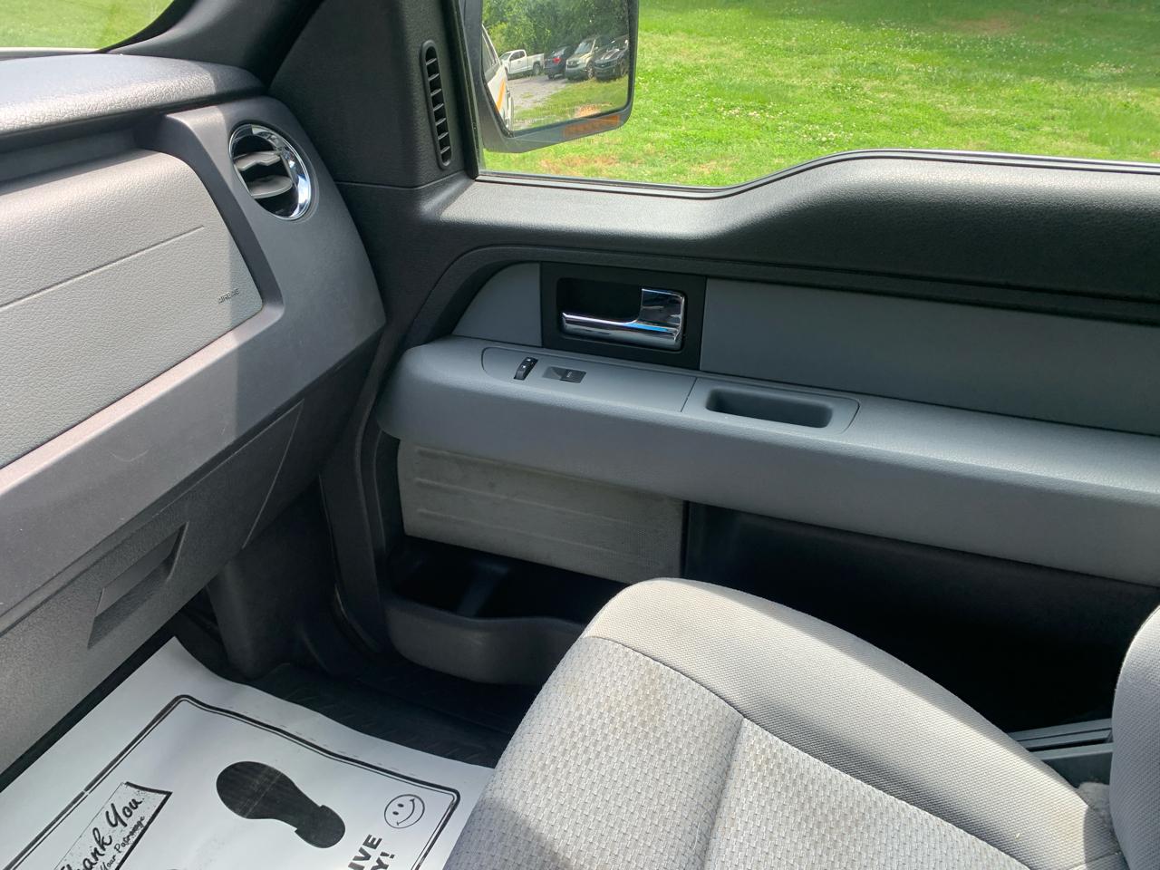 Ford F-150 4WD SuperCrew 145" King Ranch 2013