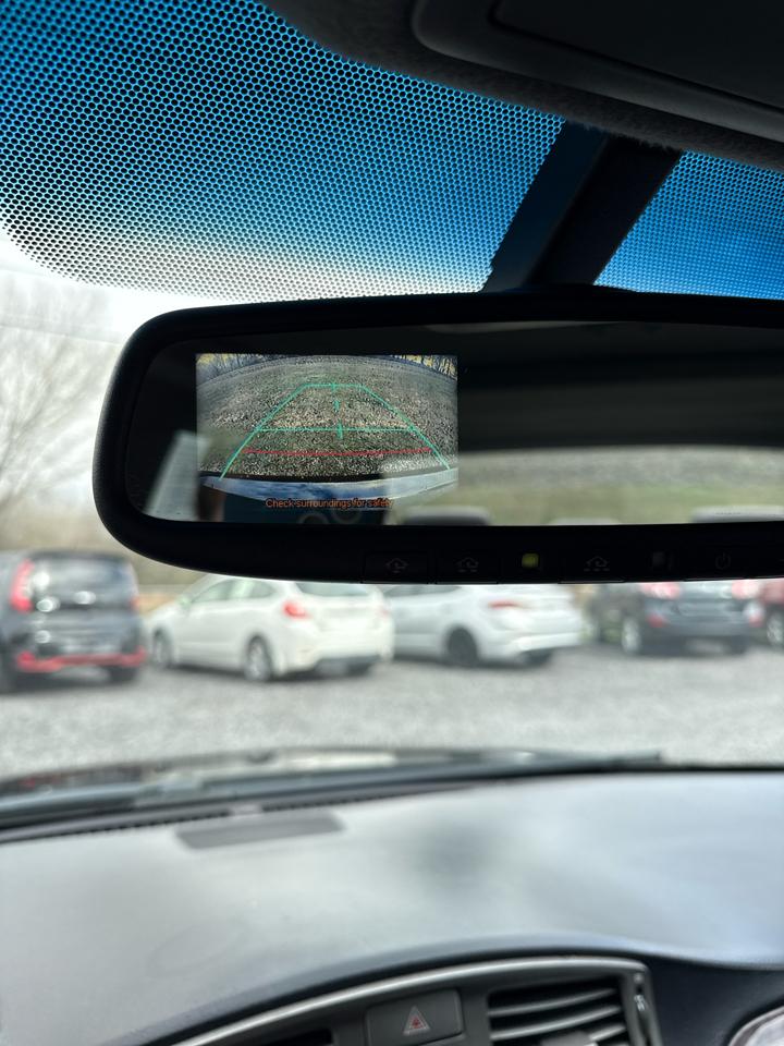 Toyota Avalon 4dr Sdn (Natl) 2012