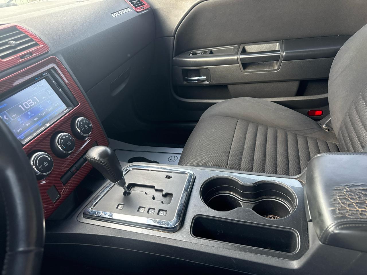 Dodge Challenger 2dr Cpe SXT 2014