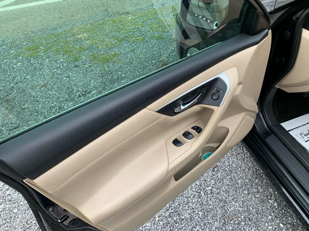 Nissan Altima 4dr Sdn I4 2.5 SV 2015