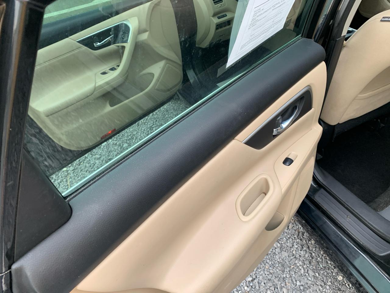 Nissan Altima 4dr Sdn I4 2.5 SV 2015