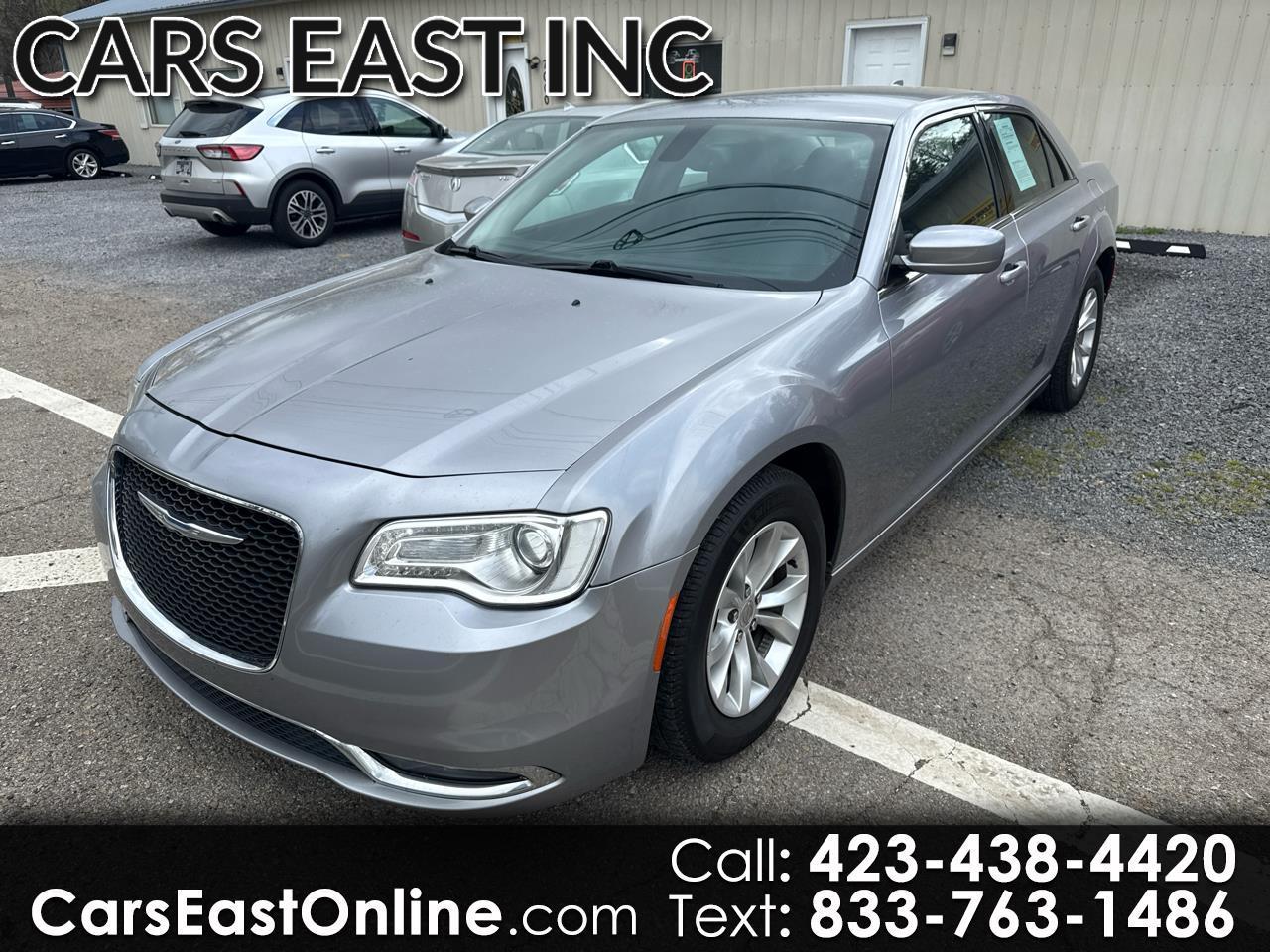 2015 Chrysler 300 4dr Sdn Limited RWD
