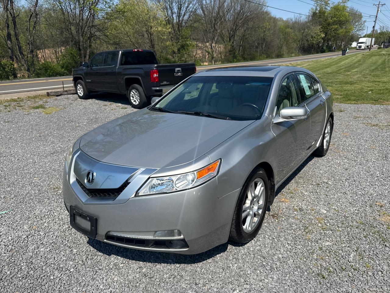 Acura TL 4dr Sdn 2WD Tech 2011
