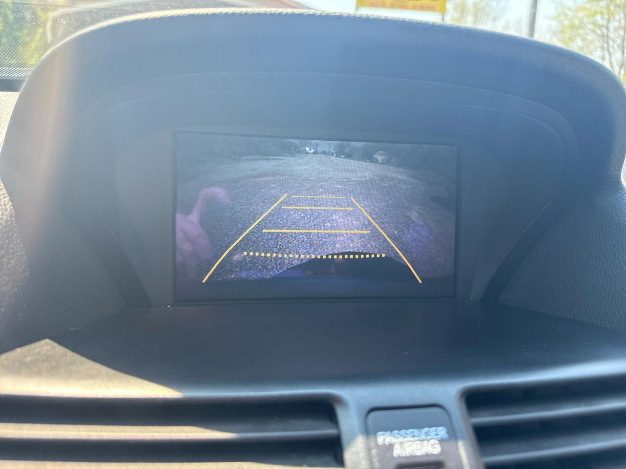 Acura TL 4dr Sdn 2WD Tech 2011