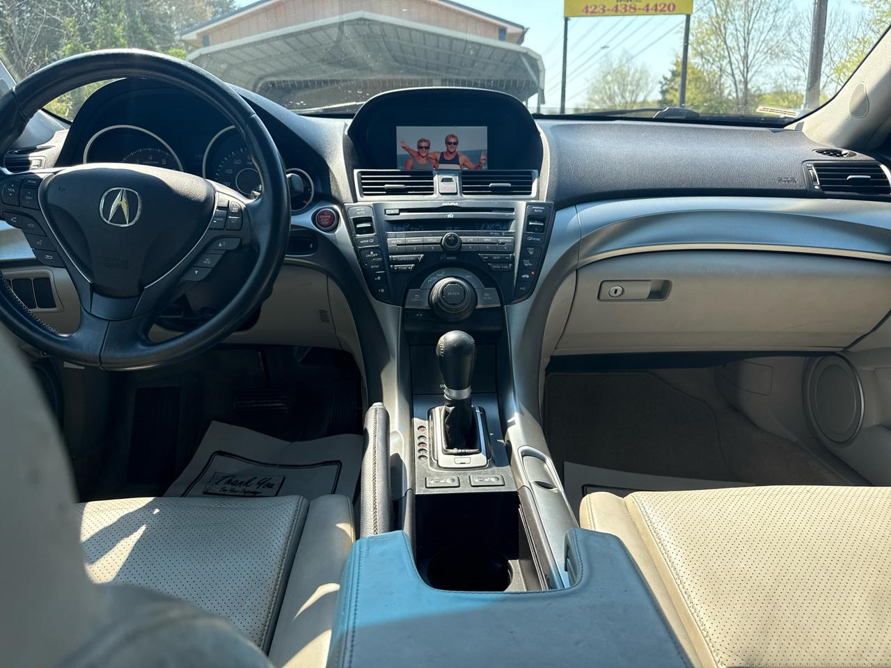 Acura TL 4dr Sdn 2WD Tech 2011