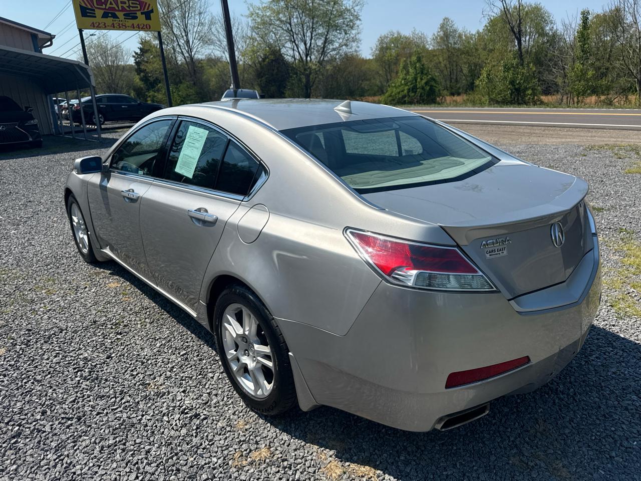 Acura TL 4dr Sdn 2WD Tech 2011