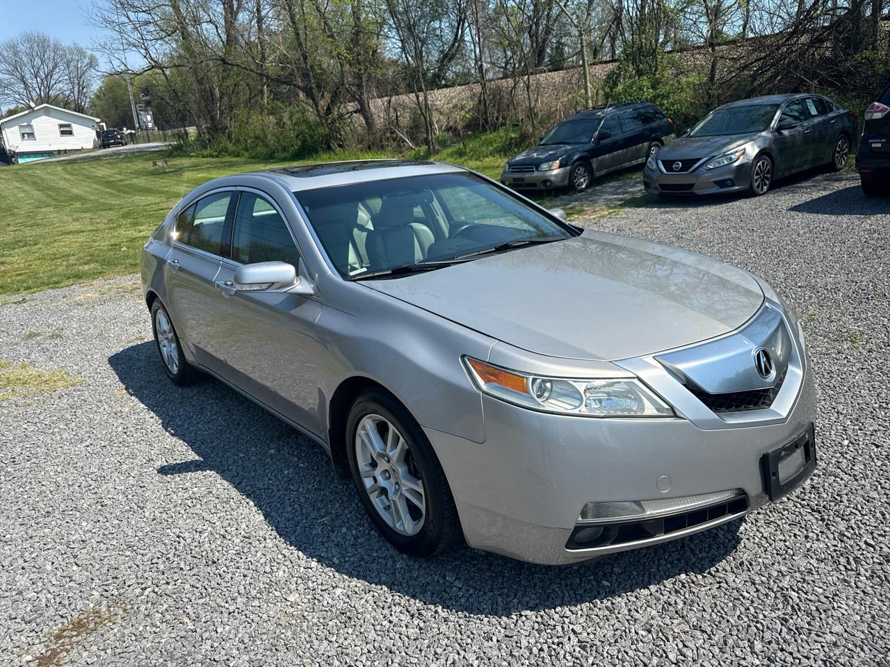 Acura TL 4dr Sdn 2WD Tech 2011