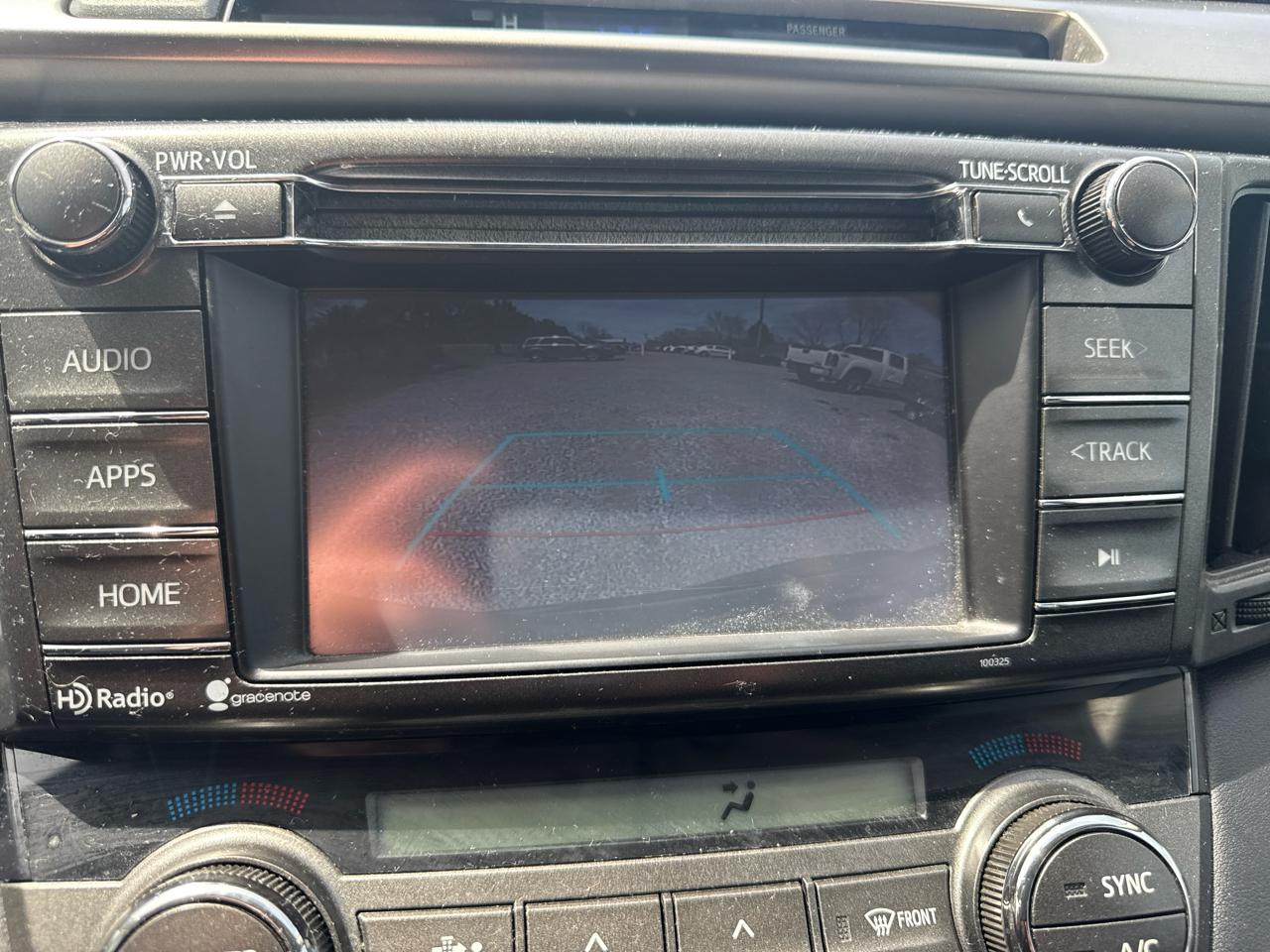 Toyota RAV4 AWD 4dr XLE (Natl) 2015