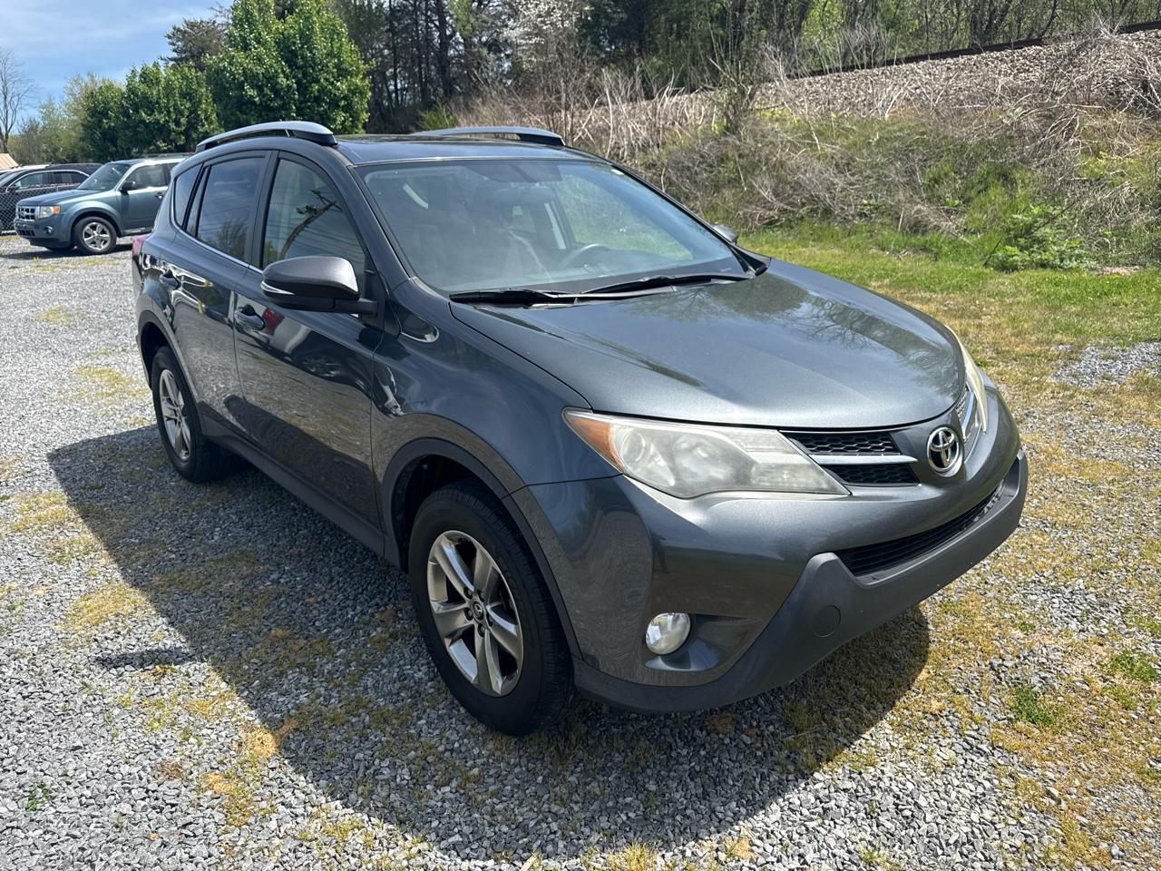 Toyota RAV4 AWD 4dr XLE (Natl) 2015