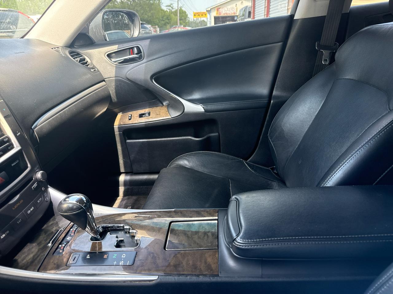 Lexus IS 250 4dr Sport Sdn Auto AWD 2012