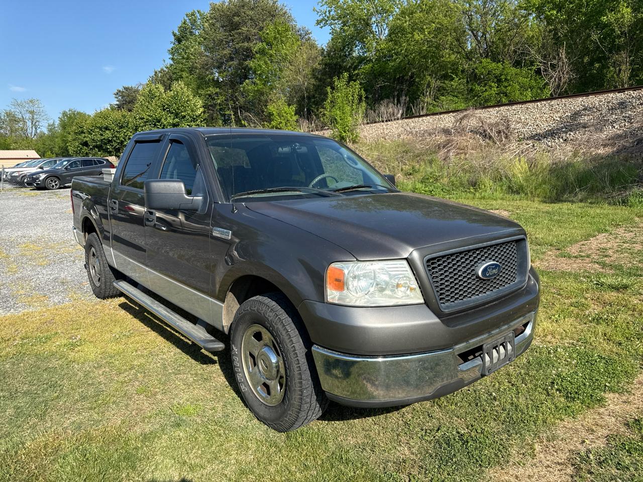 Ford F-150 SuperCrew 139" XLT 2006