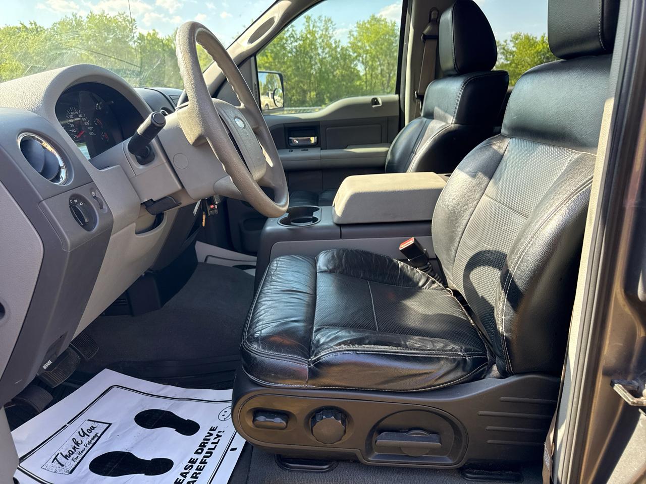 Ford F-150 SuperCrew 139" XLT 2006