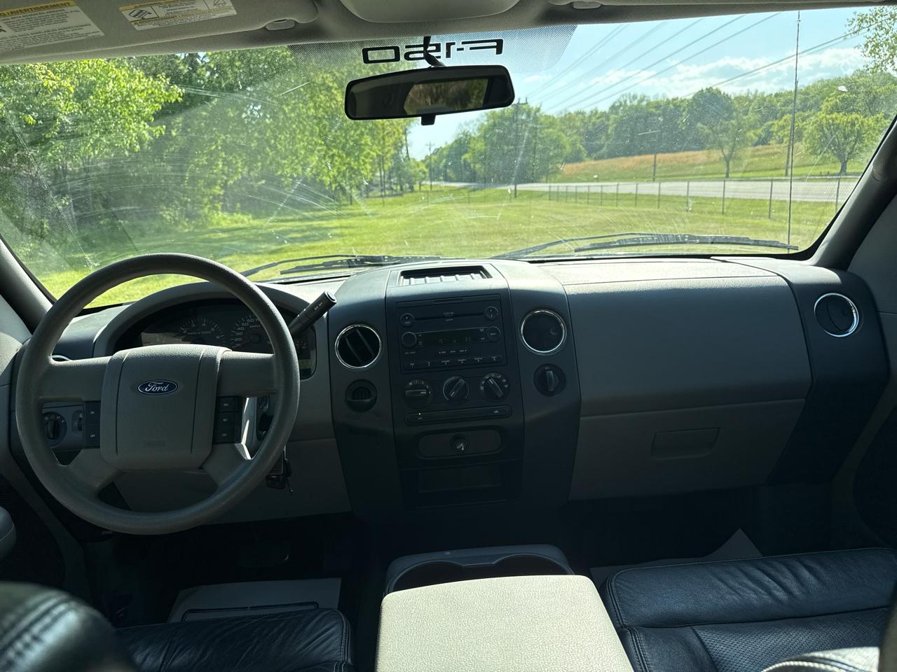 Ford F-150 SuperCrew 139" XLT 2006