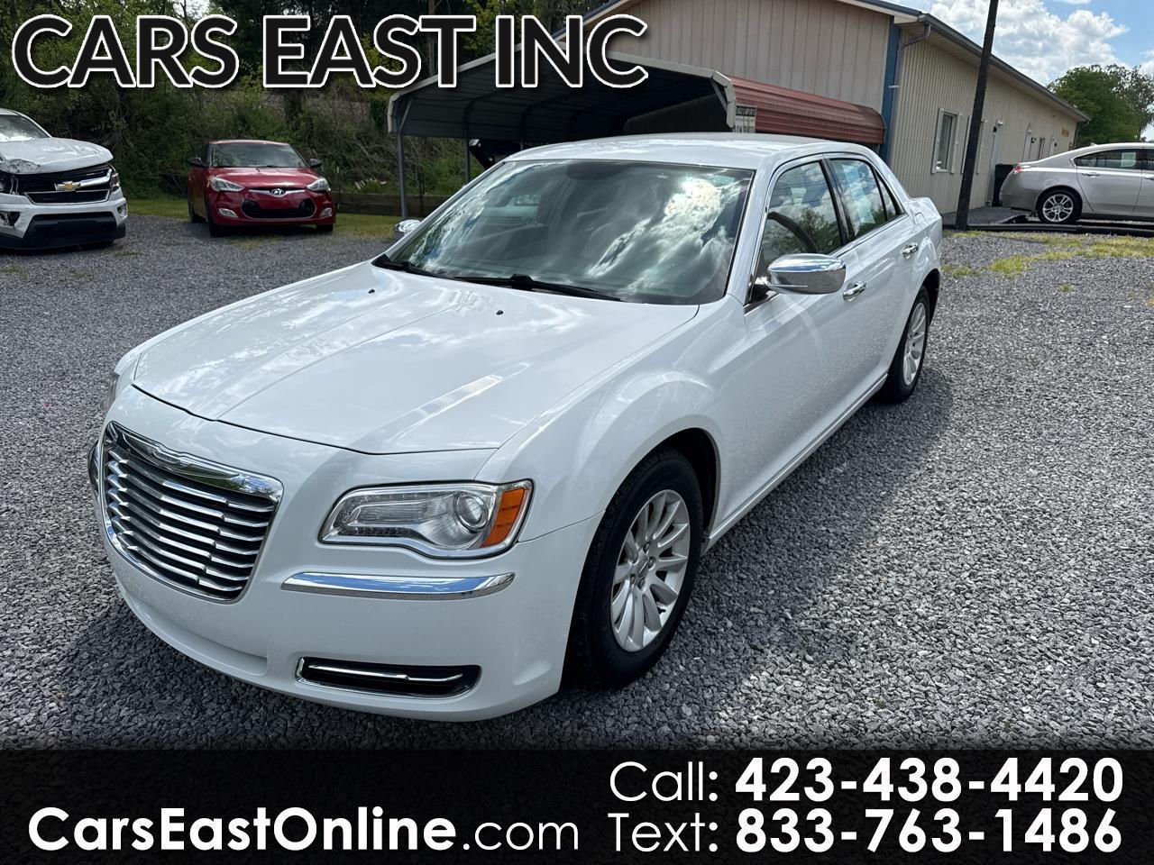 2014 Chrysler 300 4dr Sdn RWD