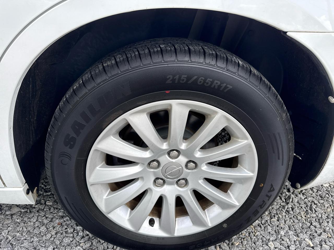 Chrysler 300 4dr Sdn RWD 2014