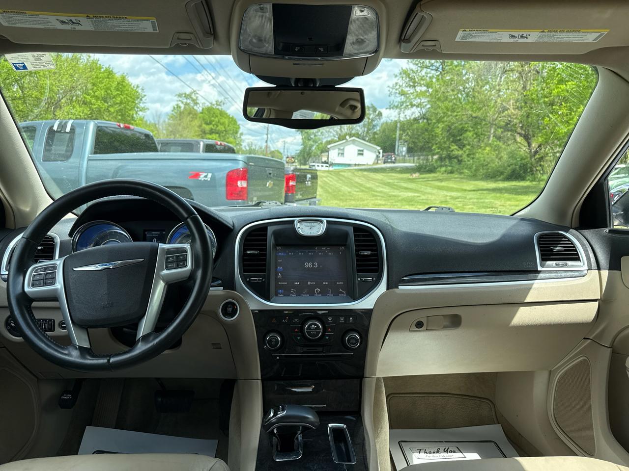 Chrysler 300 4dr Sdn RWD 2014