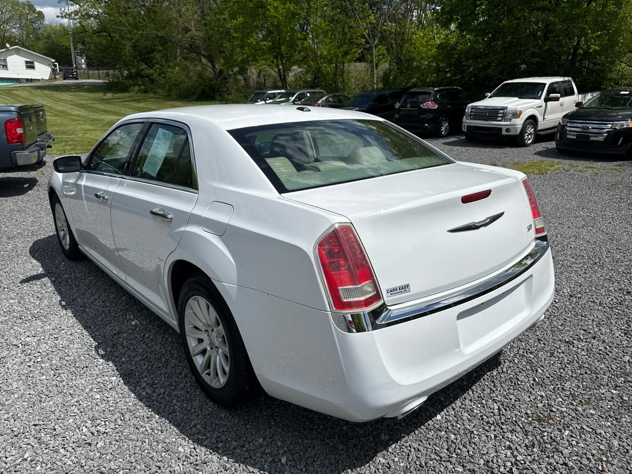 Chrysler 300 4dr Sdn RWD 2014