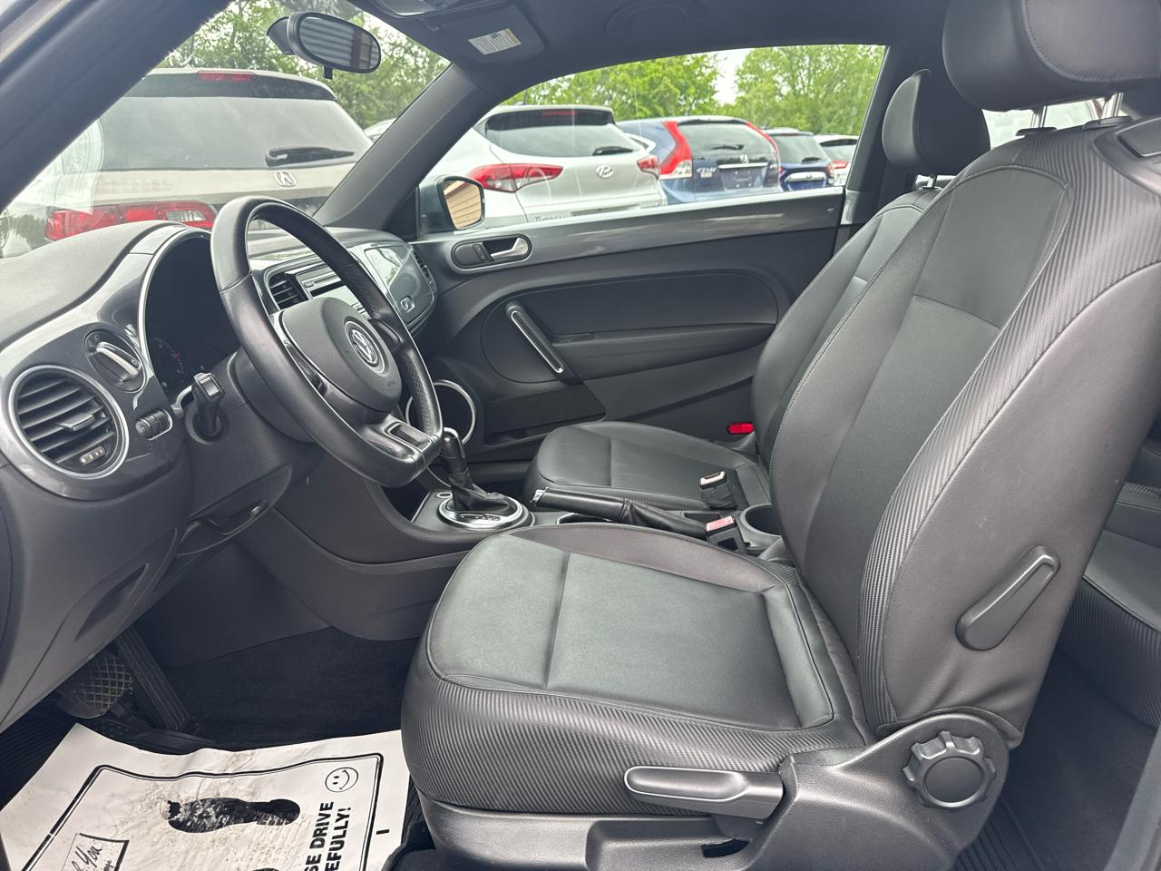 Volkswagen Beetle 2dr Cpe Auto 2.5L 2012