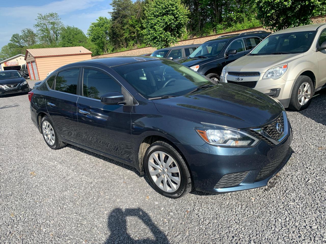 Nissan Sentra 4dr Sdn I4 CVT SV 2016