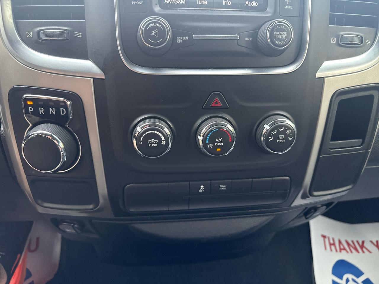 RAM 1500 SLT 4x2 Quad Cab 6'4" Box 2017