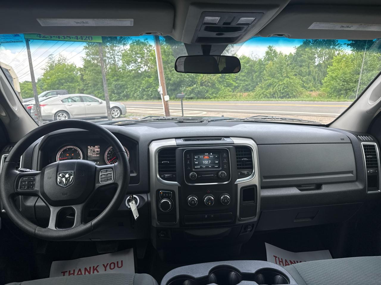 RAM 1500 SLT 4x2 Quad Cab 6'4" Box 2017