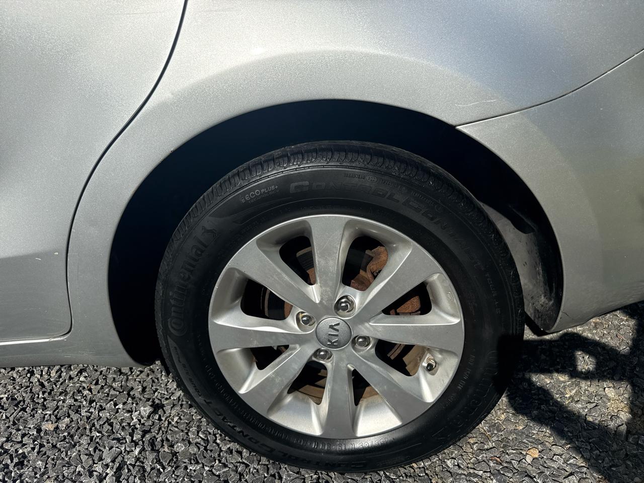 Kia Rio 4dr Sdn Auto EX 2012