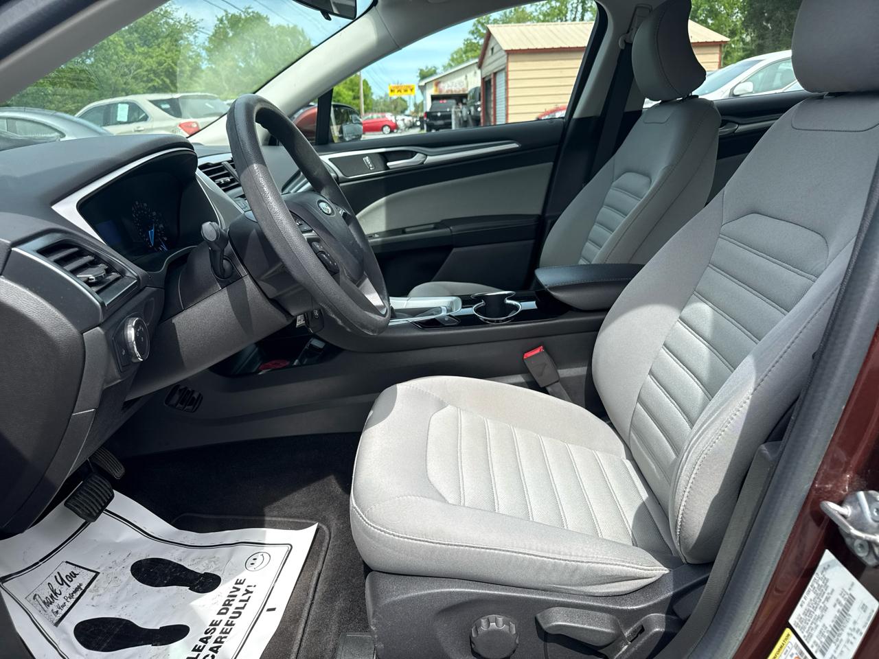 Ford Fusion 4dr Sdn S FWD 2015
