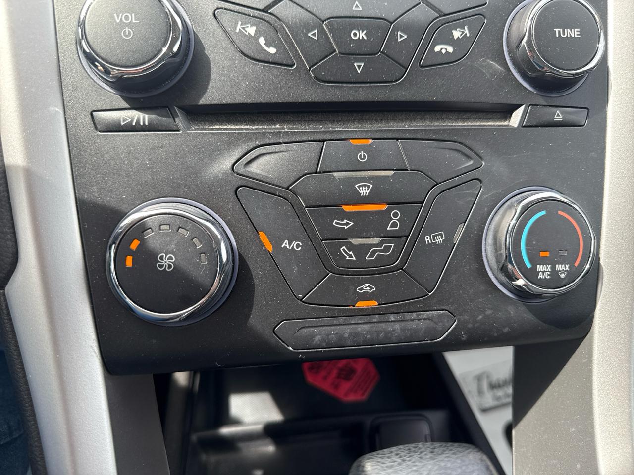Ford Fusion 4dr Sdn S FWD 2015