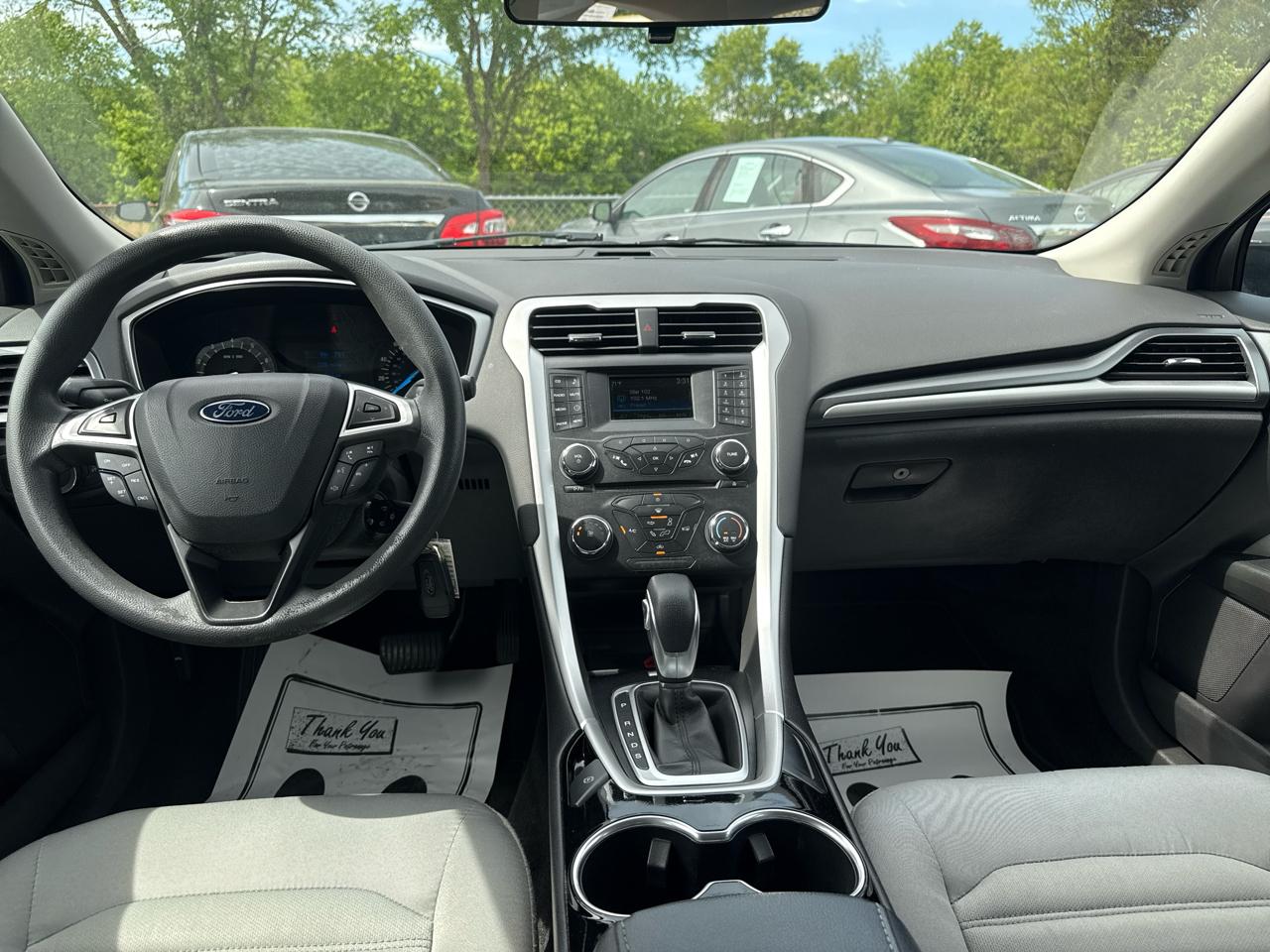 Ford Fusion 4dr Sdn S FWD 2015