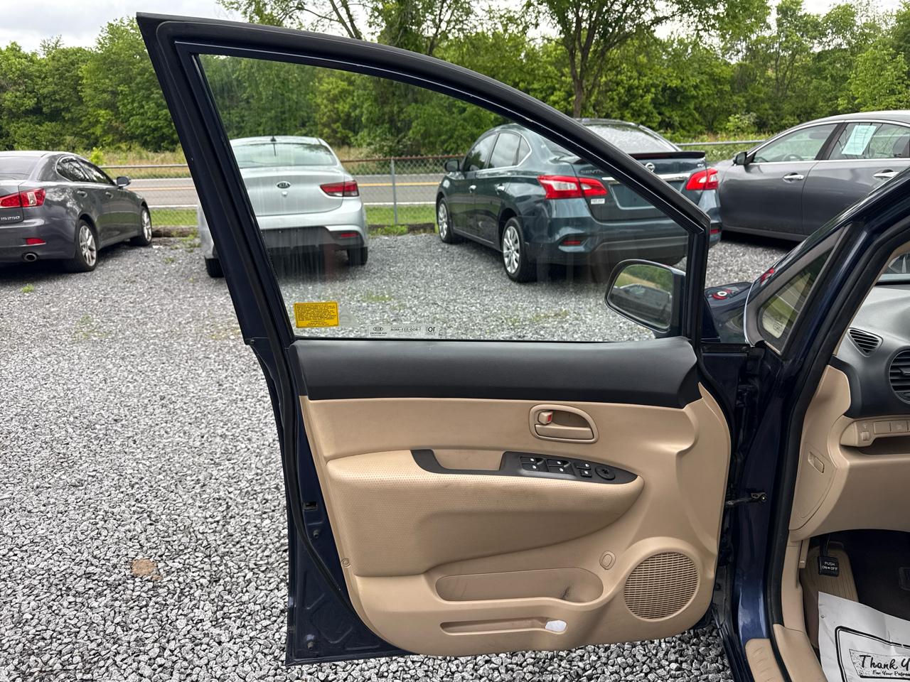 Kia Rondo 4dr Wgn V6 LX 2008