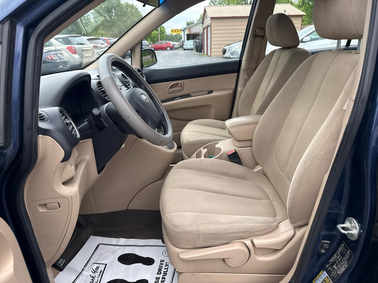 Kia Rondo 4dr Wgn V6 LX 2008
