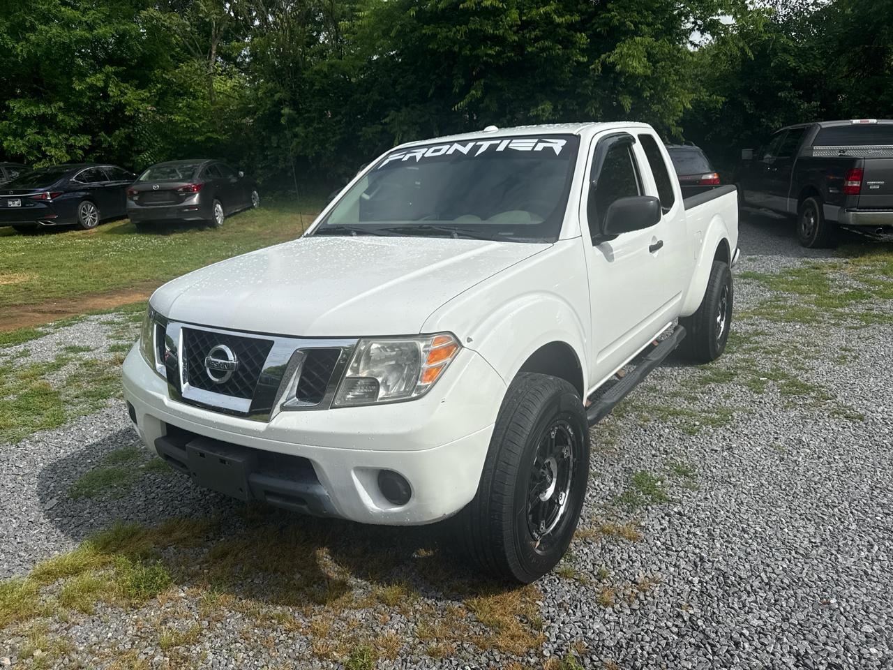 Nissan Frontier 4WD King Cab Auto SV 2016