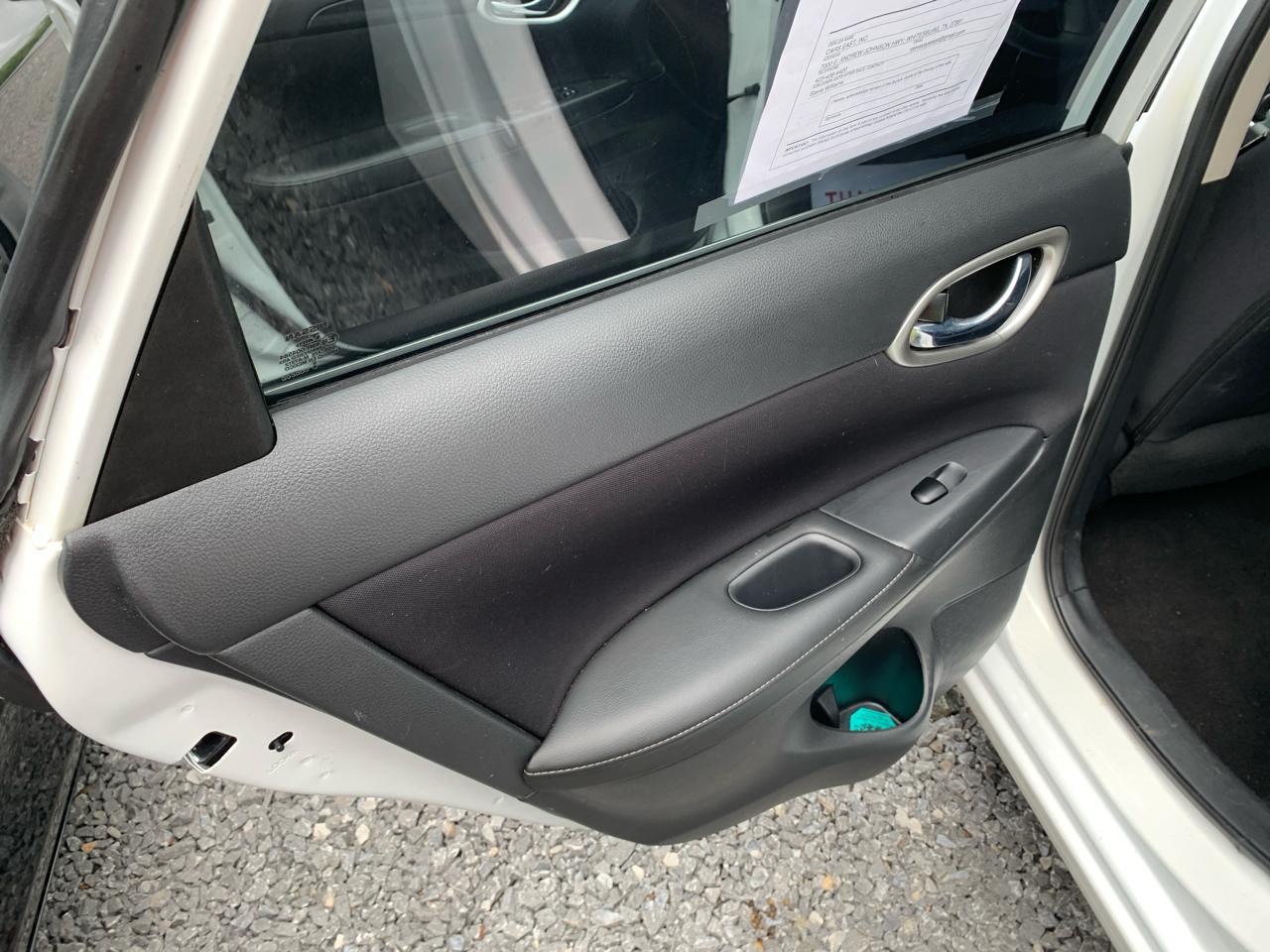 Nissan Sentra 4dr Sdn I4 CVT SV 2016