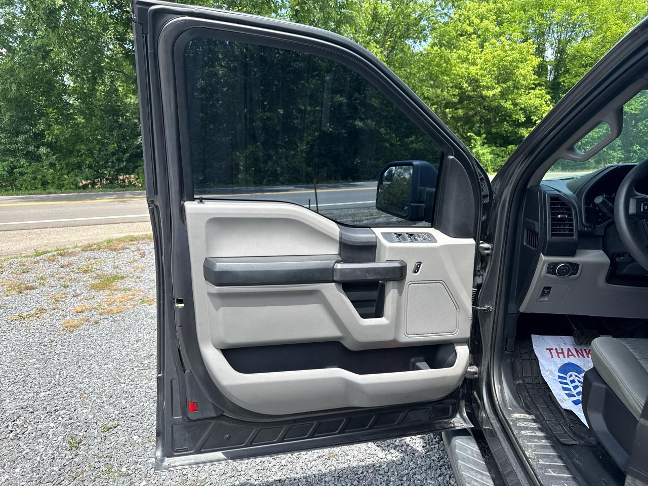 Ford F-150 4WD SuperCab 145" Lariat 2015