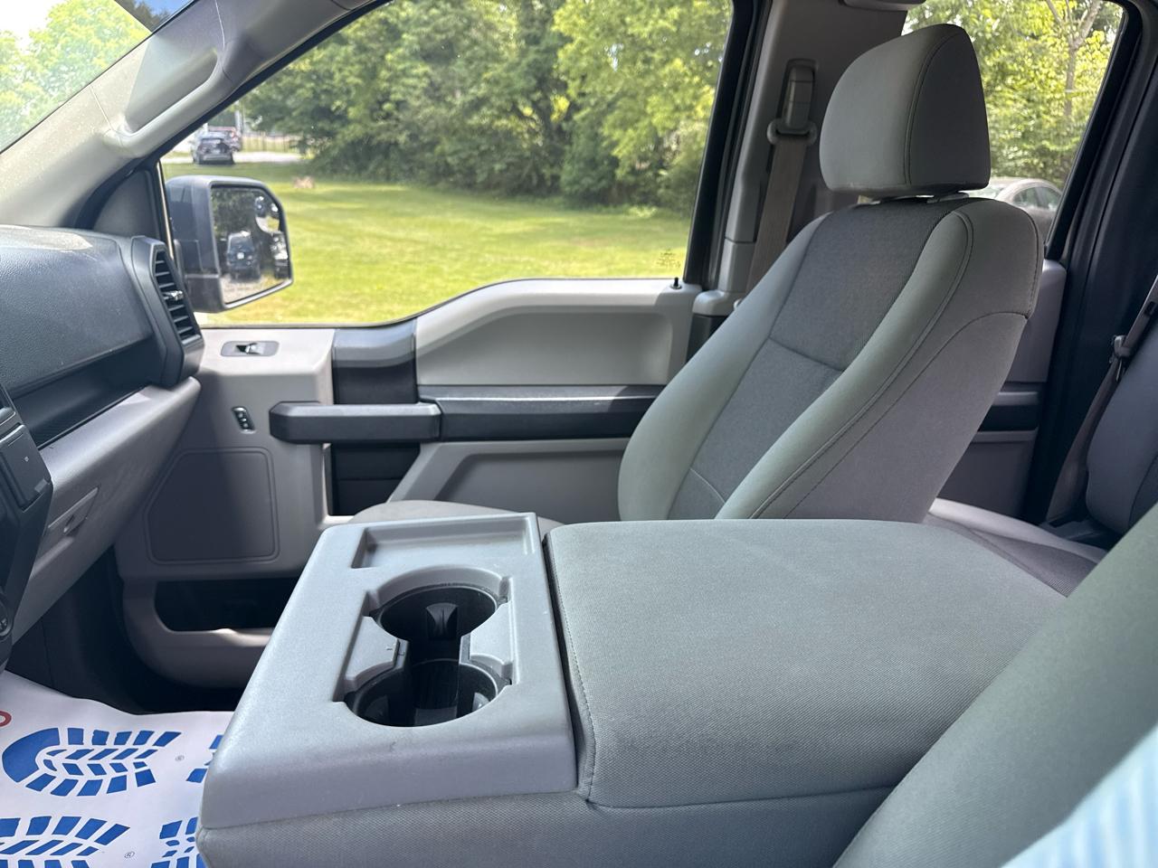 Ford F-150 4WD SuperCab 145" Lariat 2015