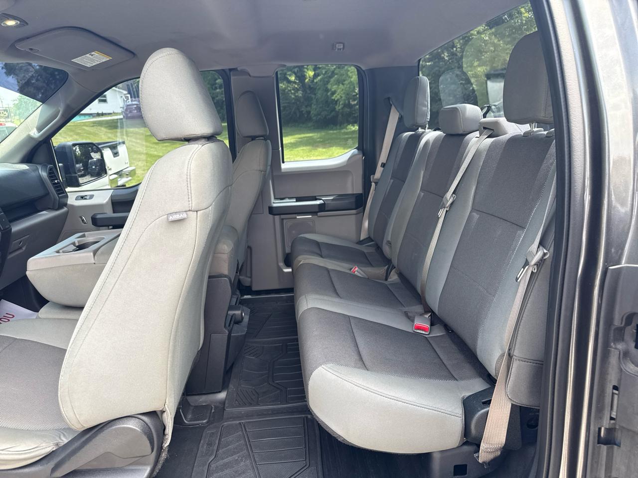 Ford F-150 4WD SuperCab 145" Lariat 2015