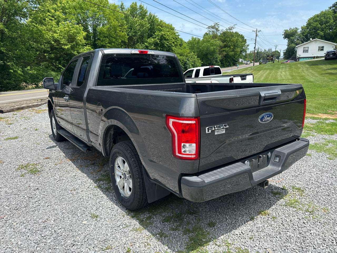 Ford F-150 4WD SuperCab 145" Lariat 2015