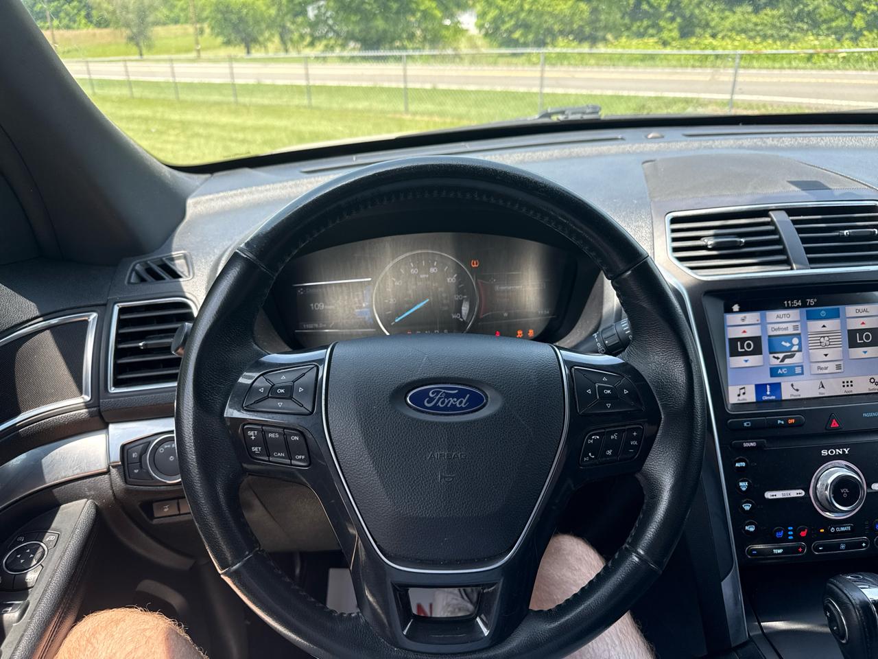 Ford Explorer Limited FWD 2019