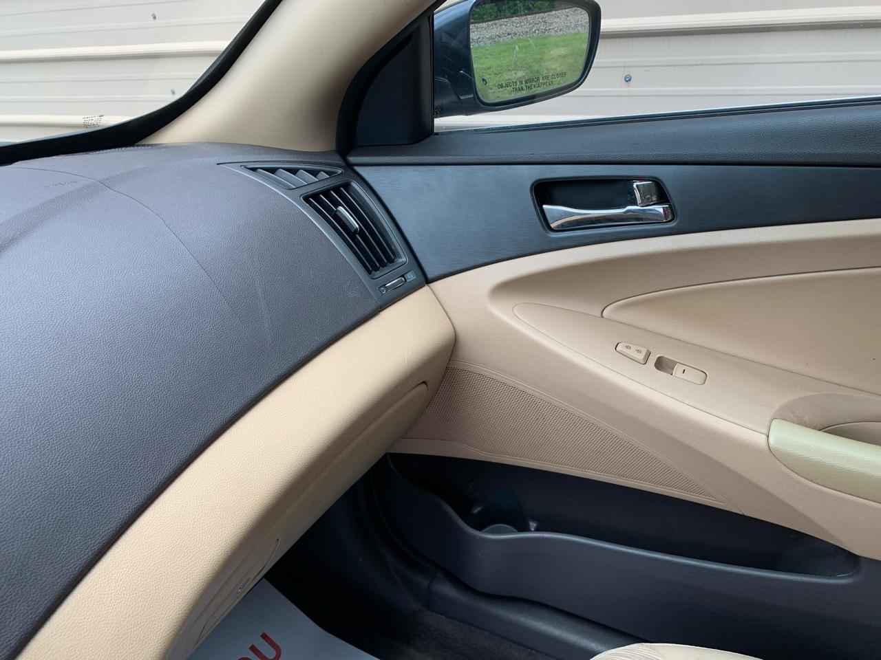 Hyundai Sonata 4dr Sdn 2.4L Auto GLS *Ltd Avail* 2013