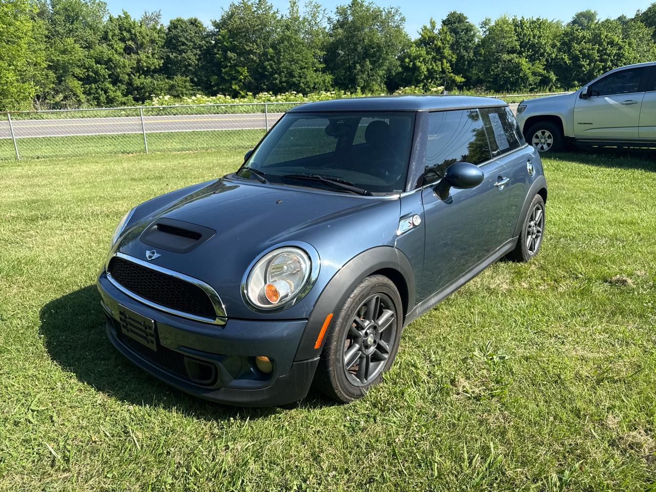 MINI Cooper Hardtop 2dr Cpe S 2011