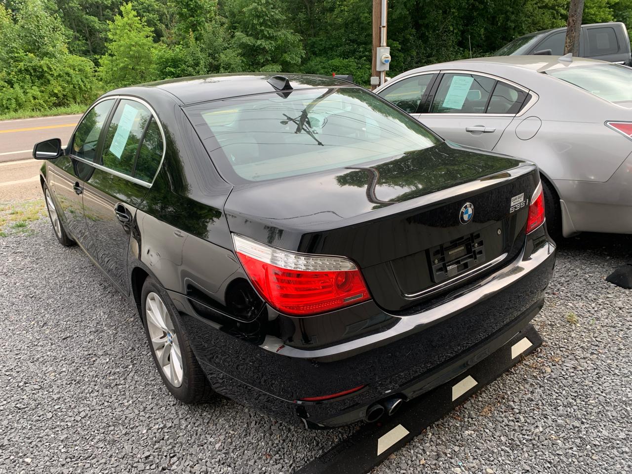 BMW 5 Series 4dr Sdn 535i xDrive AWD 2010