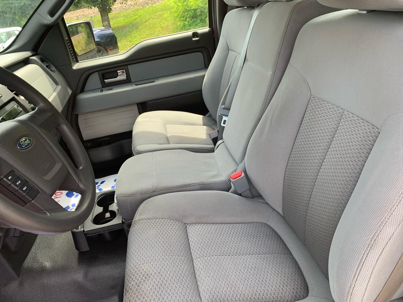 Ford F-150 2WD Reg Cab 126" STX 2014