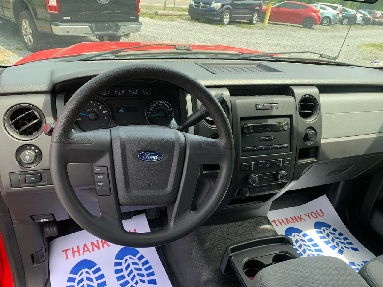 Ford F-150 2WD Reg Cab 126" STX 2014