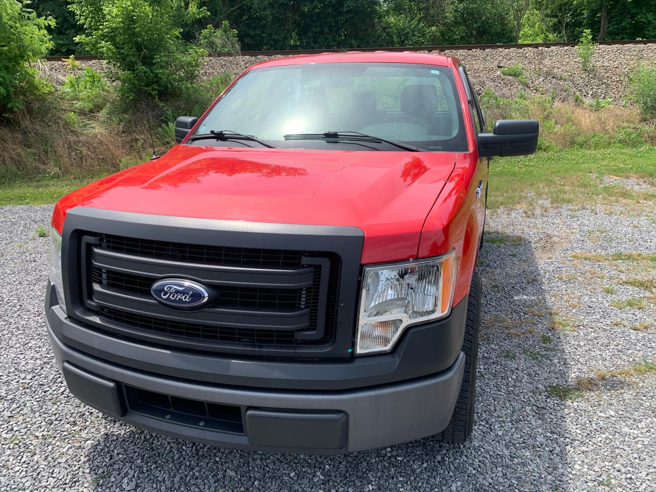 Ford F-150 2WD Reg Cab 126" STX 2014
