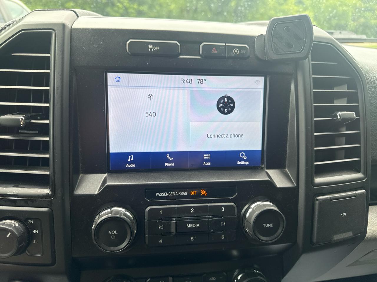 Ford F-150 Lariat 4WD SuperCab 8' Box 2019