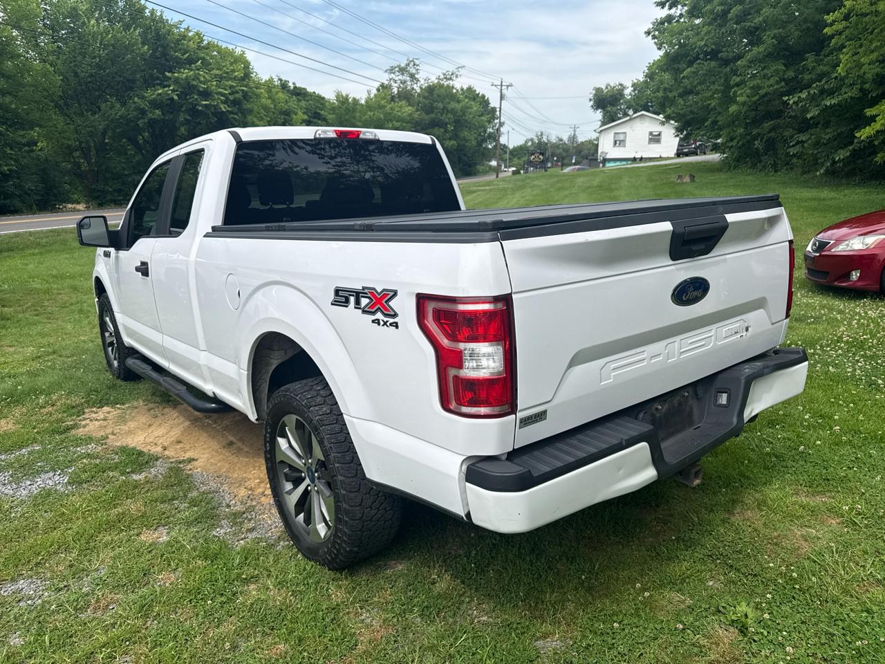 Ford F-150 Lariat 4WD SuperCab 8' Box 2019